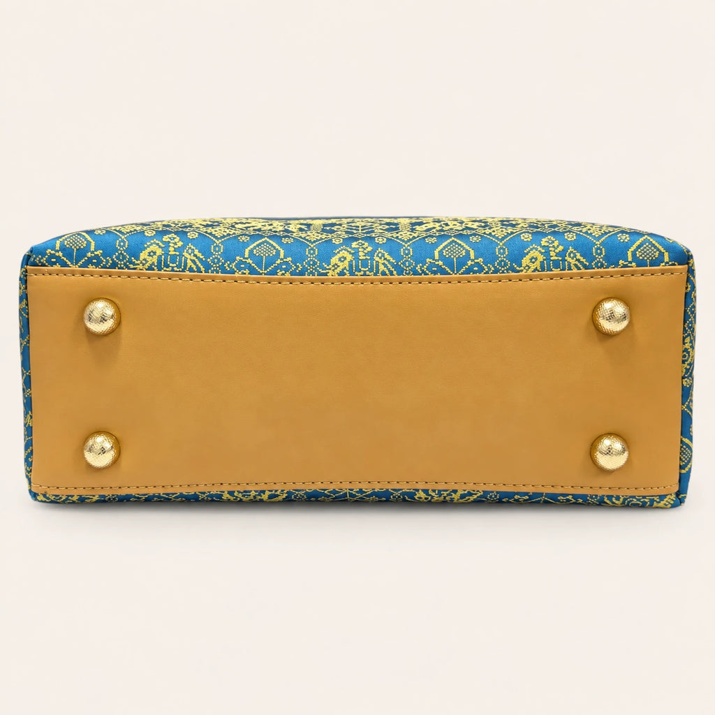 Renewal pattern crossbody bag dimensions 23 by 10 by 20 centimeters