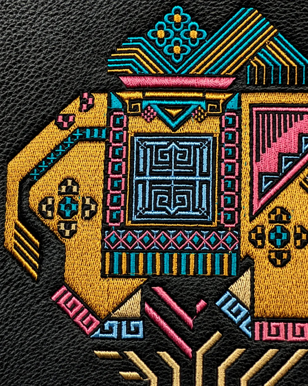 Chinese Heritage Tote Bag – Renewal Pattern — symbolic motif detail