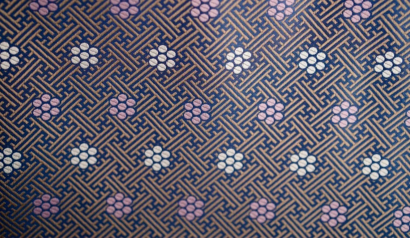 Zimloom Seeking Plum Blossoms Through Snow Pattern Bucket Bag pattern detail