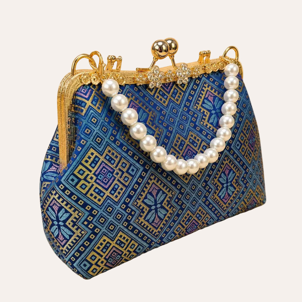 Zimloom Butterfly Pattern Pearl Chain Bag